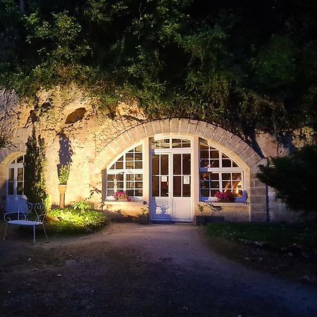 Chambres D'Hotes Troglodytes Le Clos De L'Hermitage Amboise Ruang foto
